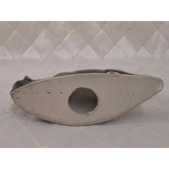 Elegant Glazed Porcelain Grazing Deer Fawn Sculpture with Asian Hallmark - Picture 8 of 9